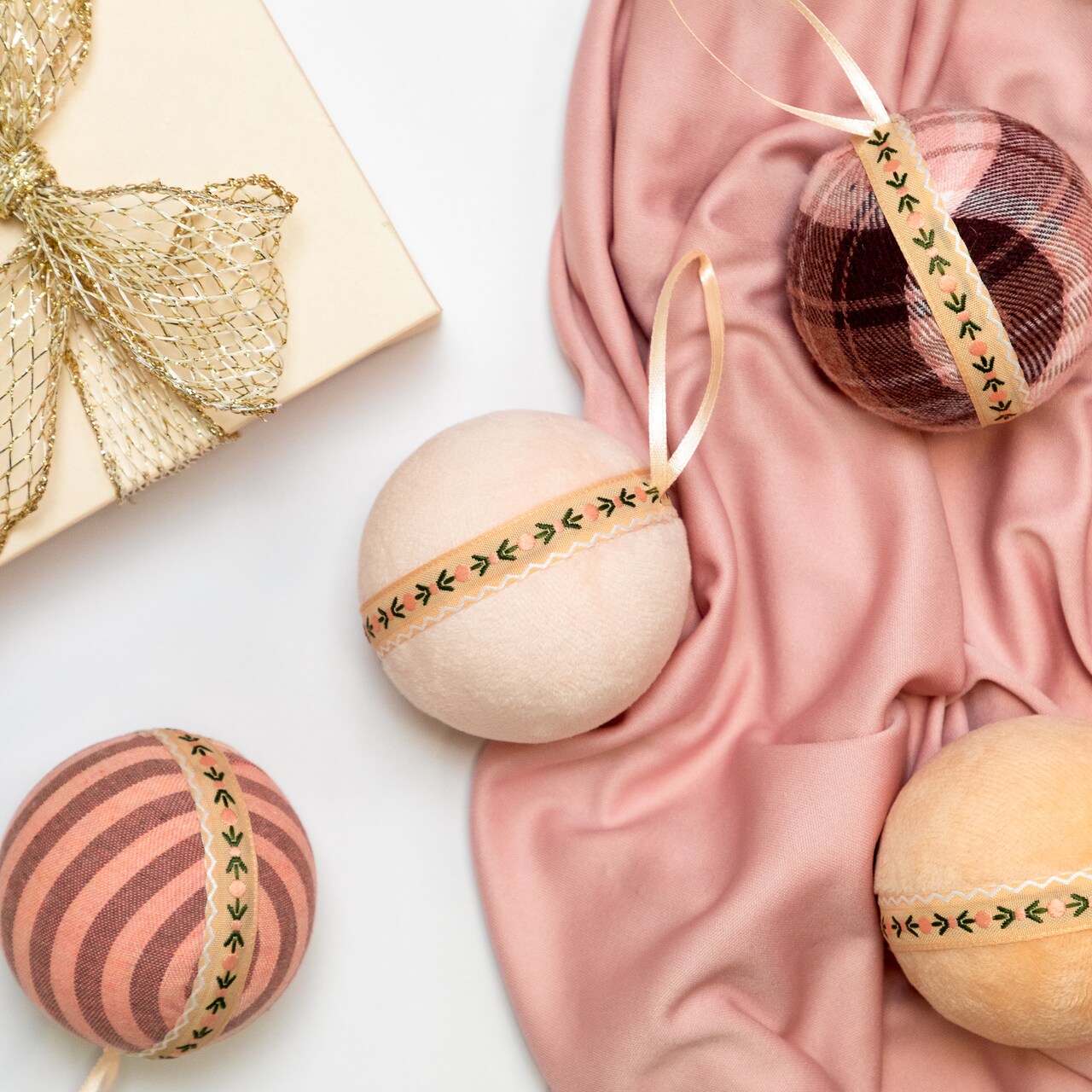 Northlight Plaid and Striped Christmas Ball Ornaments - 2.75" - Burgundy and Peach - Set of 4